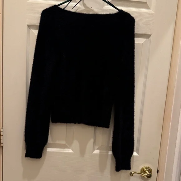 Sincerely Jules Black Fuzzy V-Neck Zip Sweater - Picture 5 of 5
